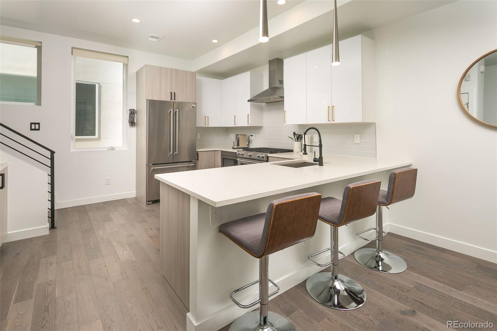 1616 Irving Street Unit: 4