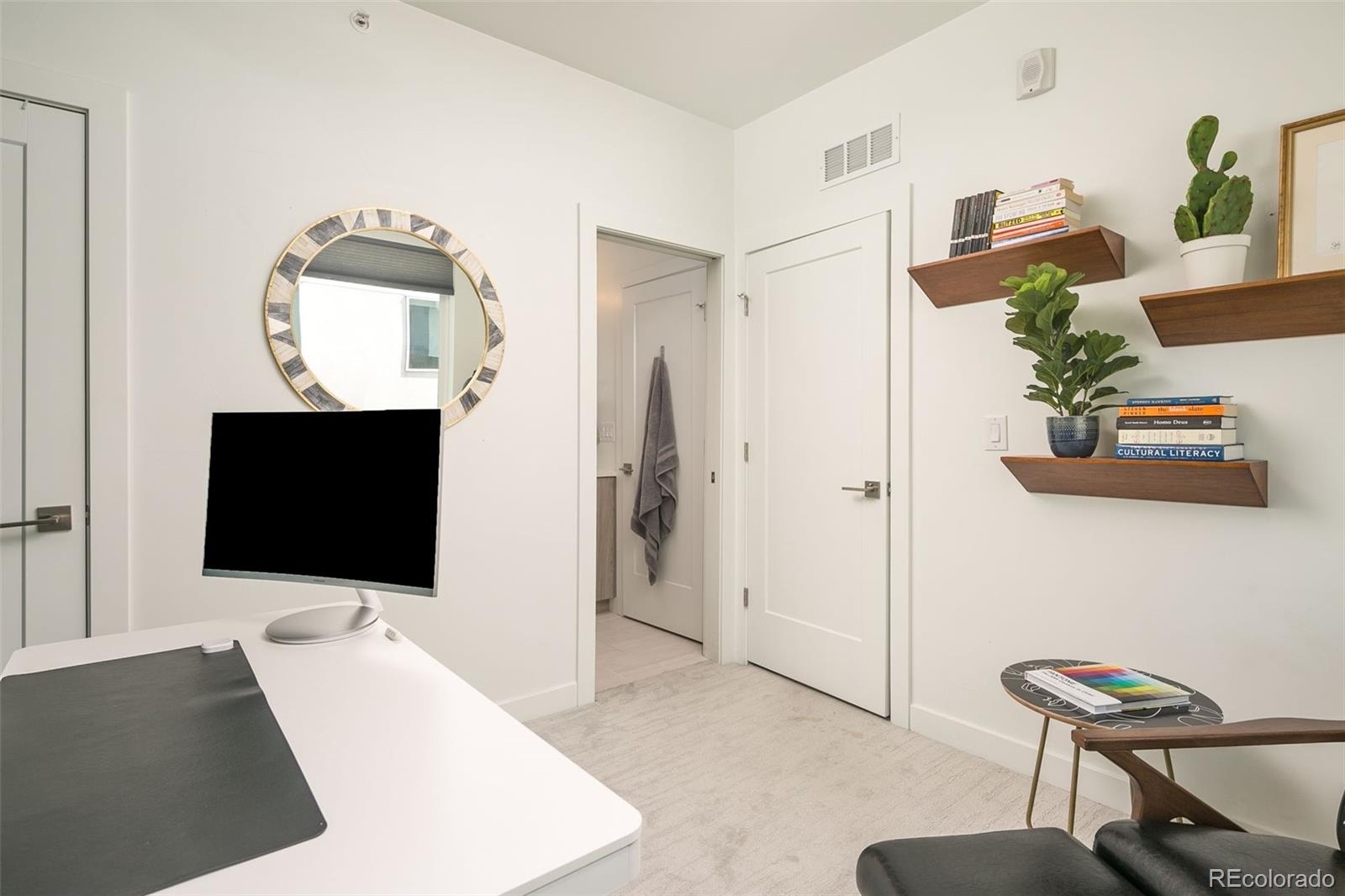 1616 Irving Street Unit: 4