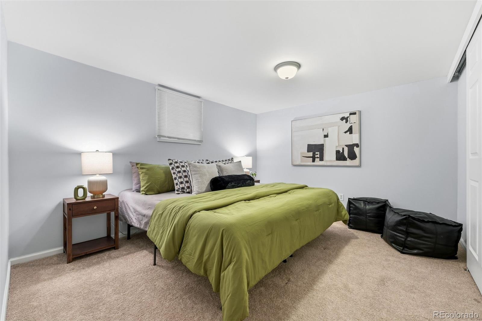 2332 N Glencoe Street