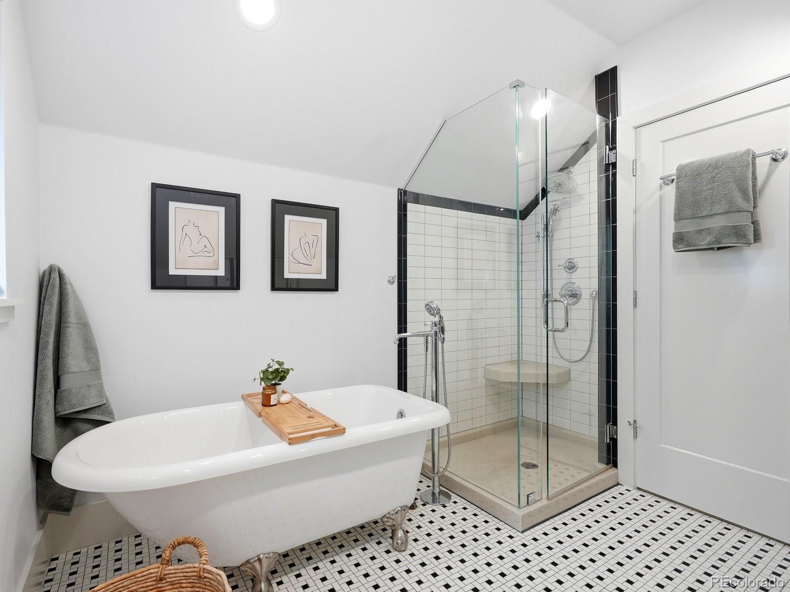 4345 E 17th Avenue Parkway