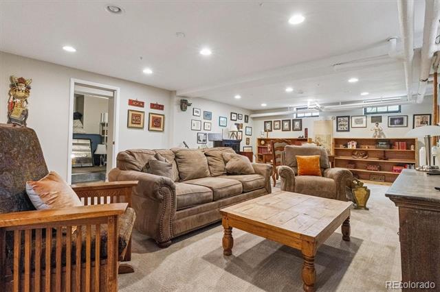 2253 Fairfax Street