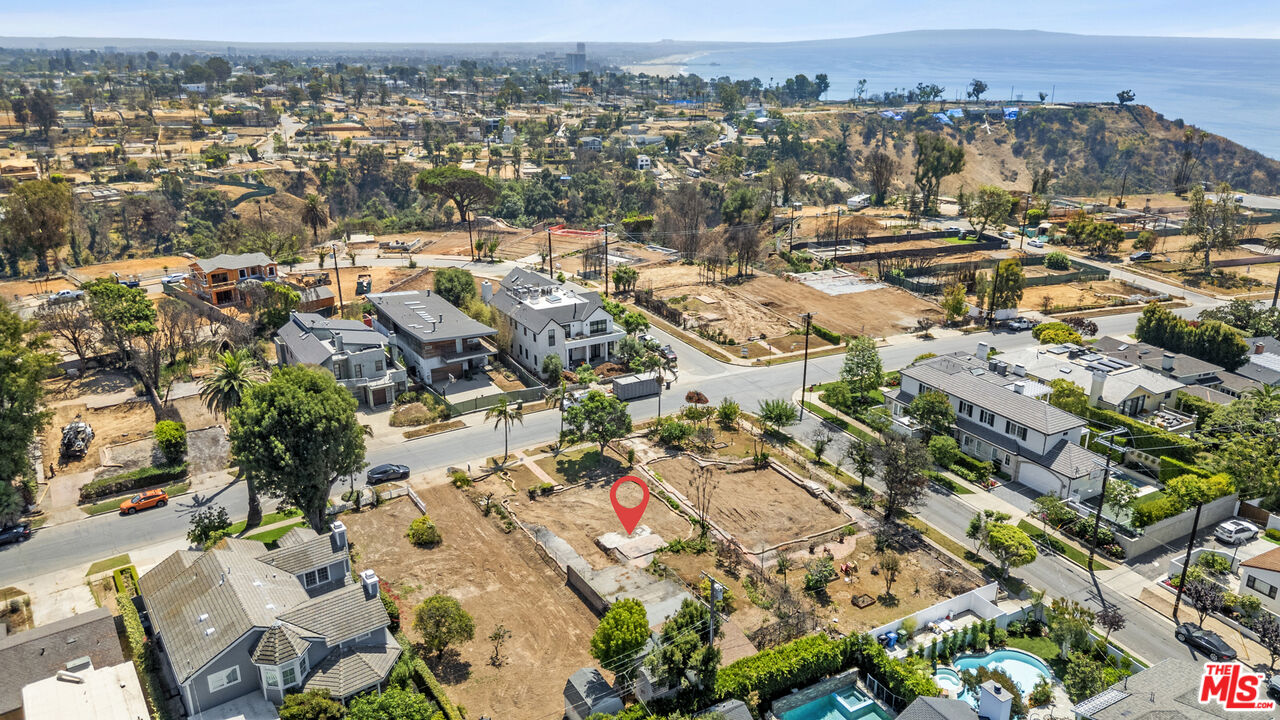 507 El Medio Ave