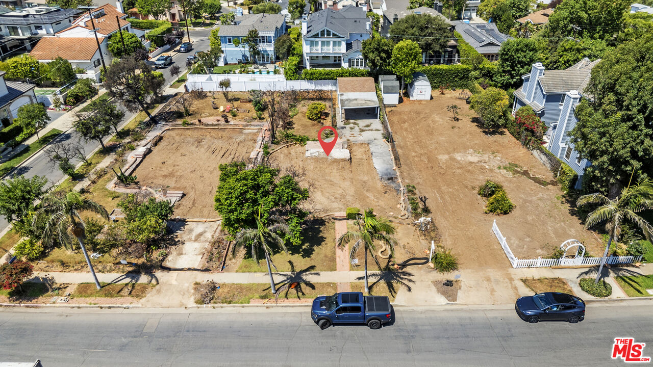 507 El Medio Ave