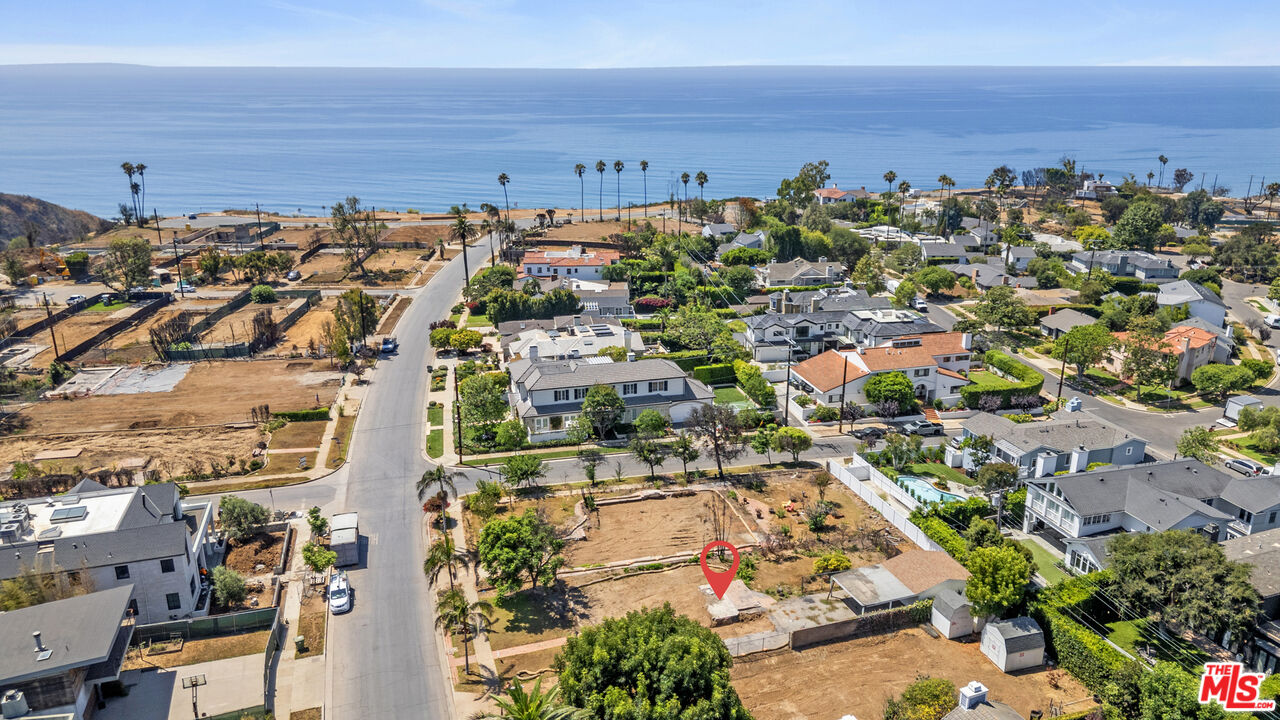 507 El Medio Ave