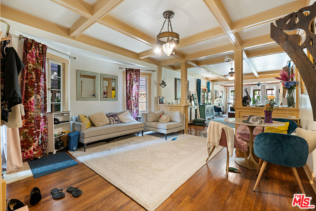 24 Westminster Ave Unit: 1