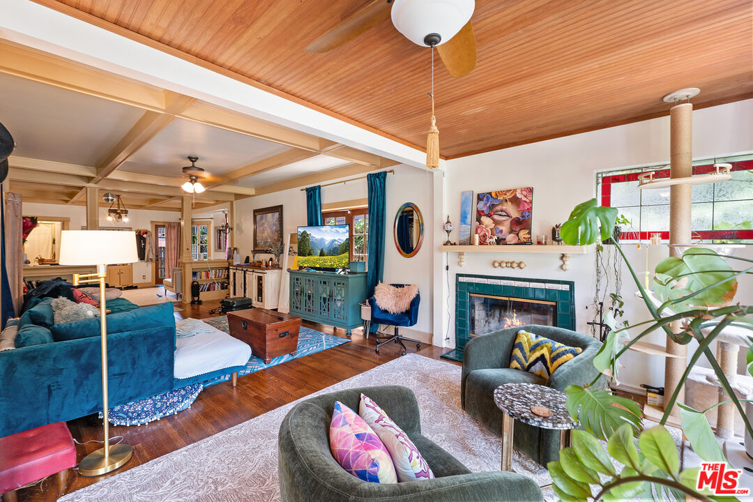 24 Westminster Ave Unit: 1