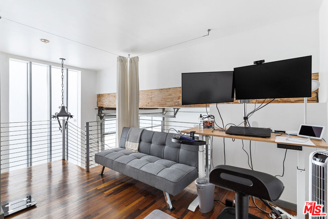 24 Westminster Ave Unit: 2