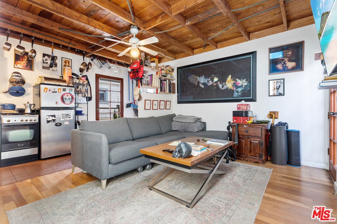 24 Westminster Ave Unit: 4