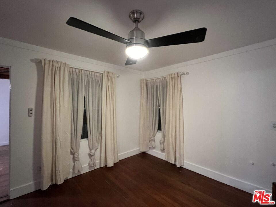 24 Westminster Ave Unit: 4
