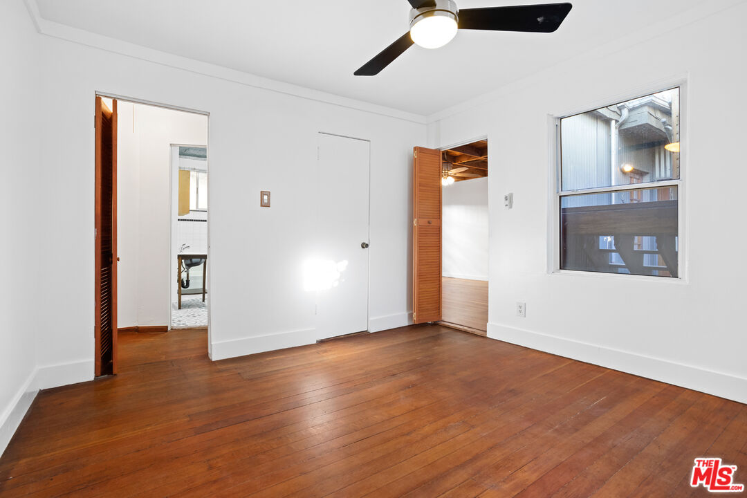 24 Westminster Ave Unit: 4