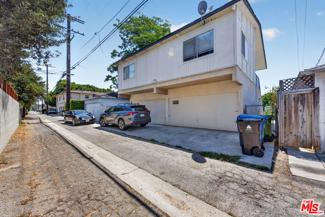 13217 Venice Blvd