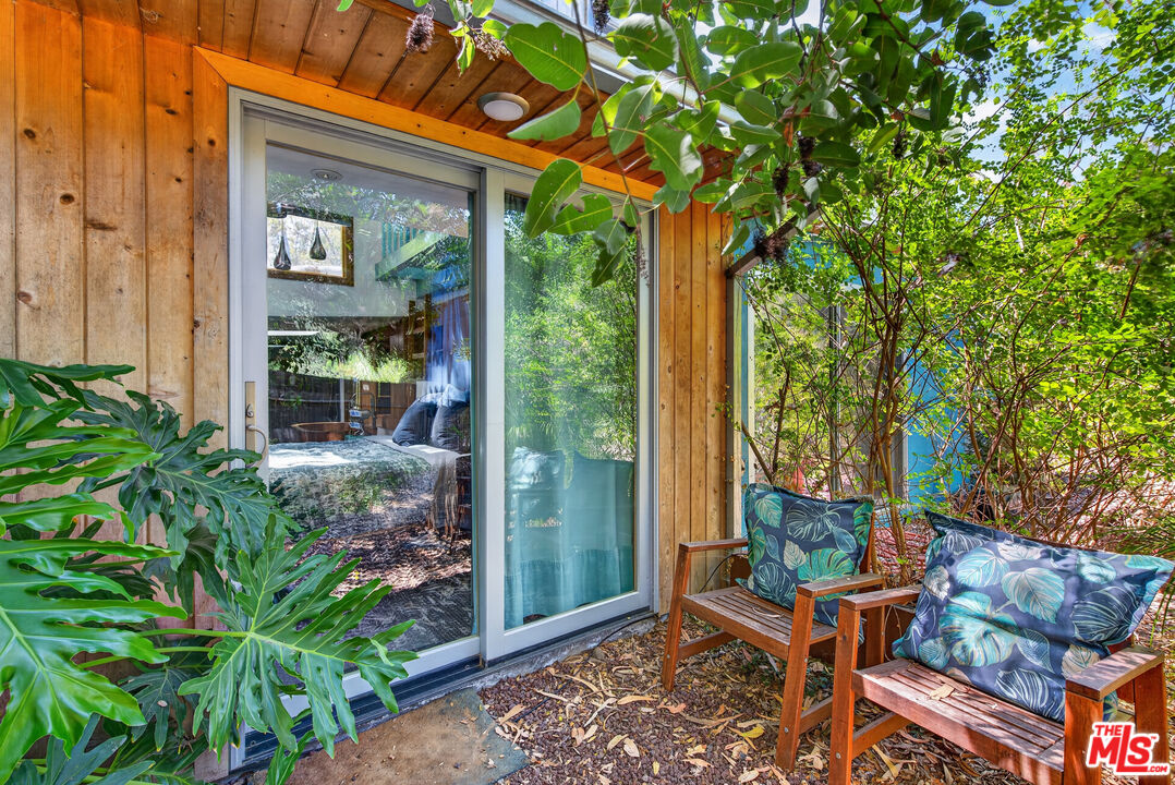 1738 Topanga Skyline Dr