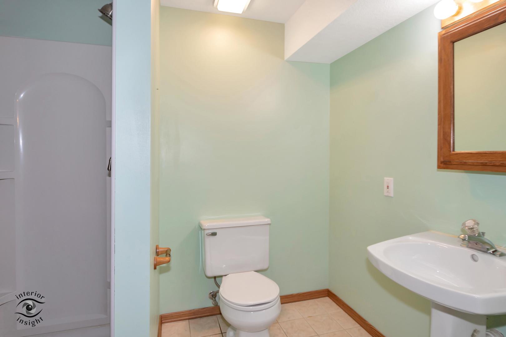 321 W Eighth Street