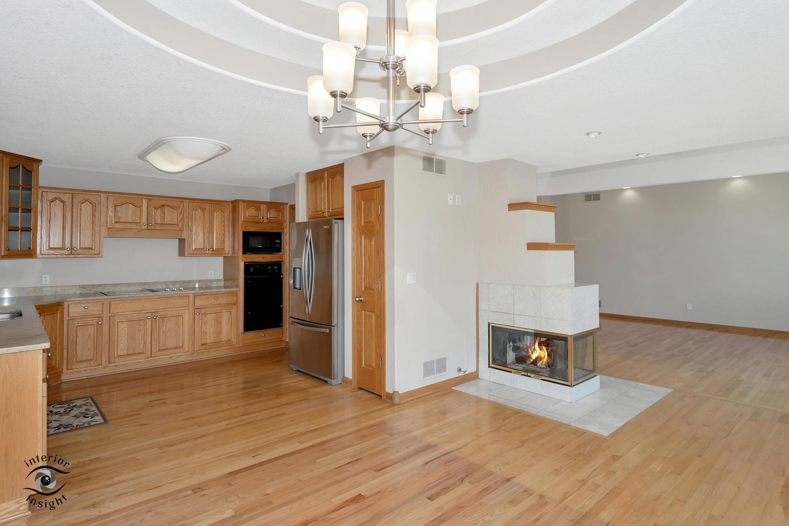 321 W Eighth Street