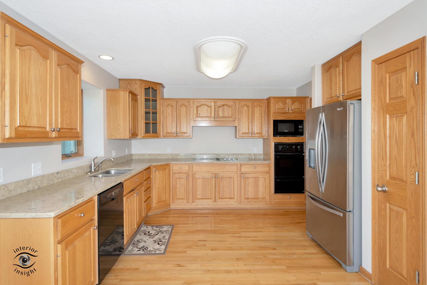 321 W Eighth Street