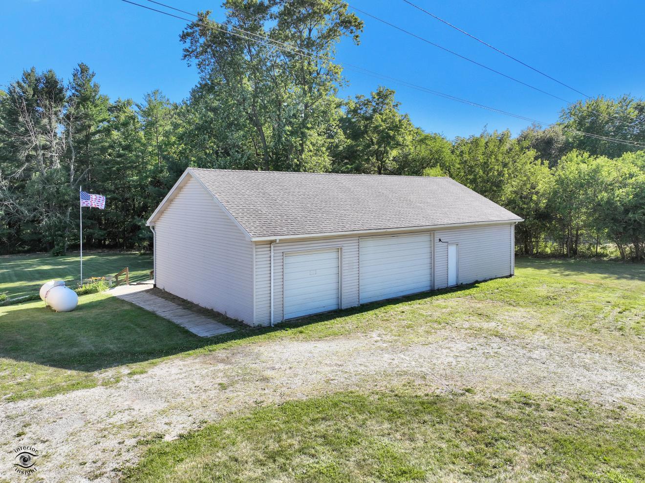 2289 E 3220 North Road