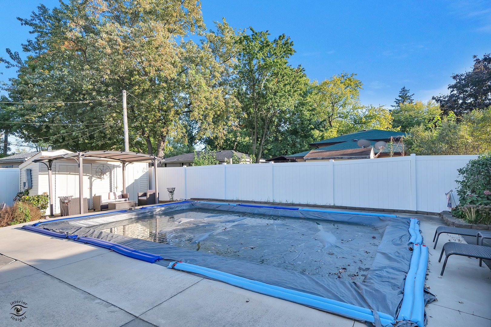 660 HOLLY Lane