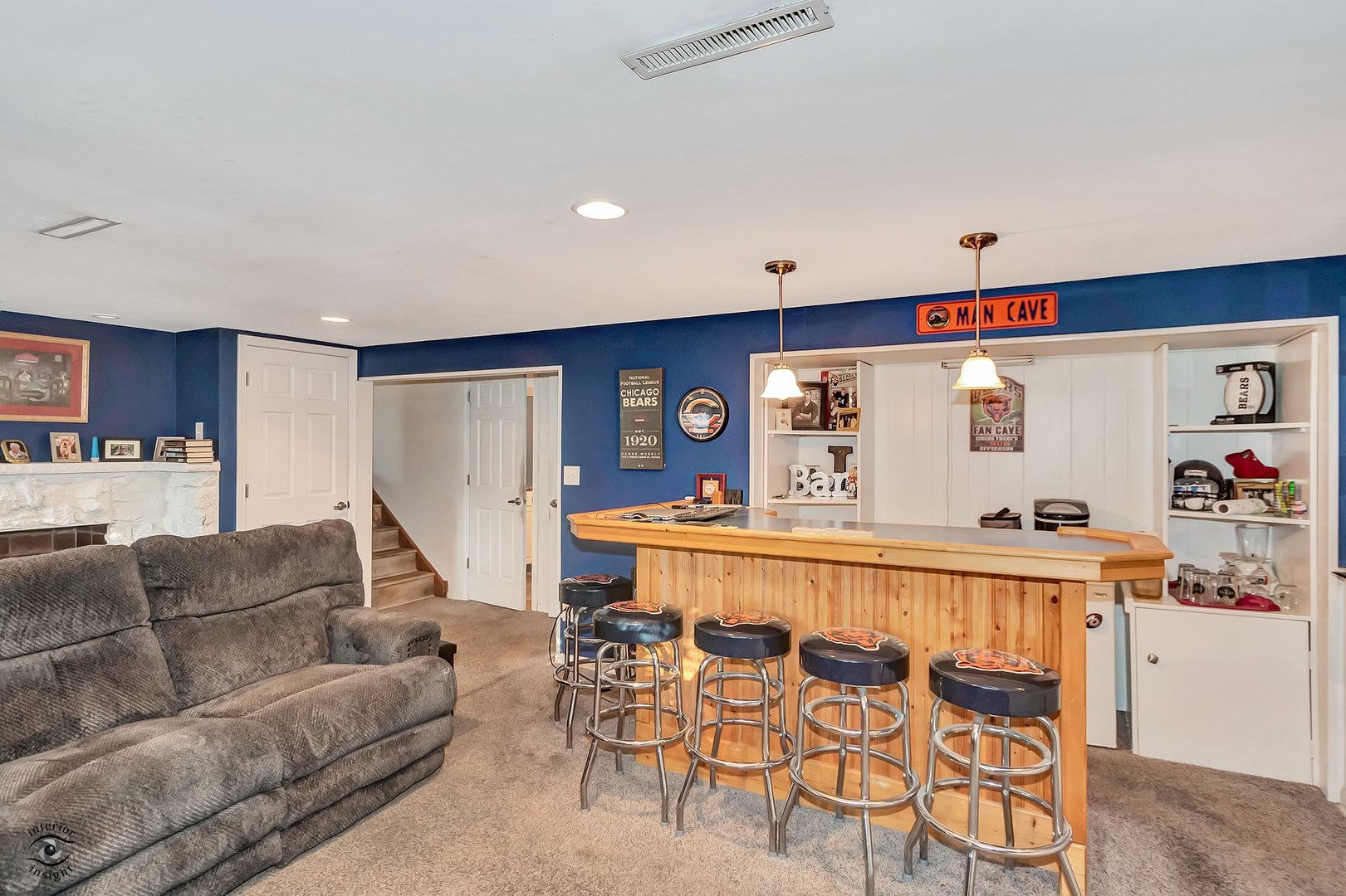 660 HOLLY Lane