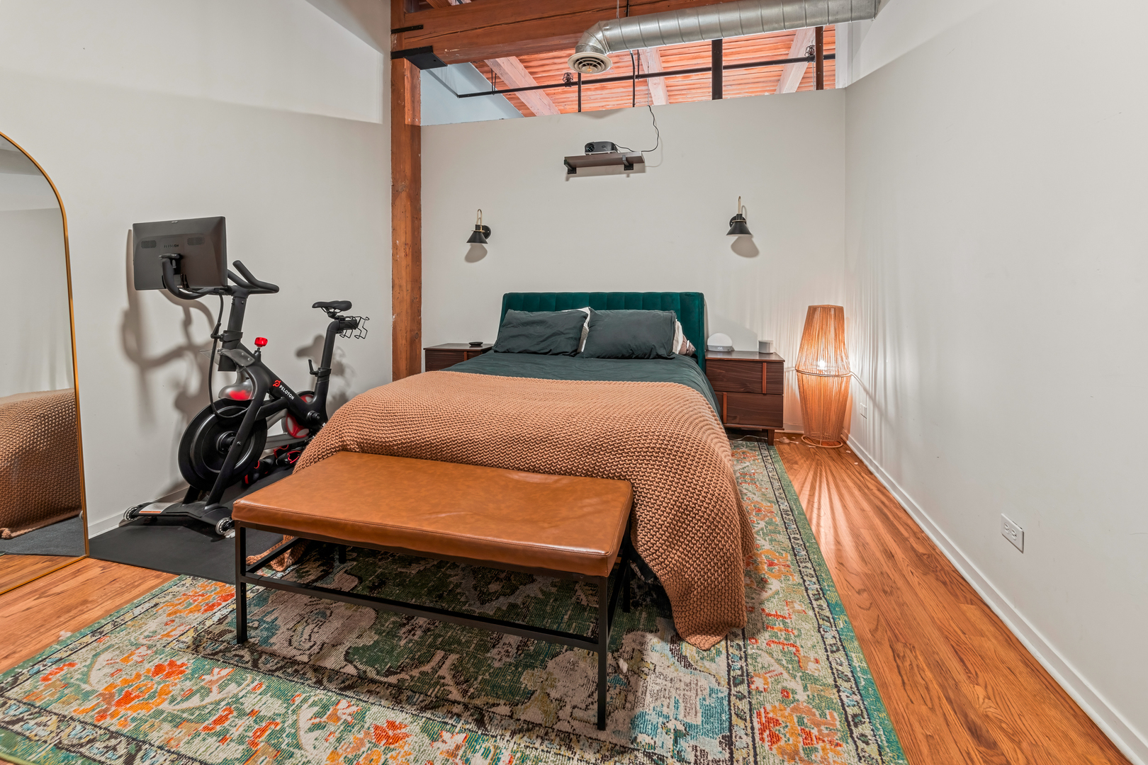 1259 N Wood Street Unit: 207
