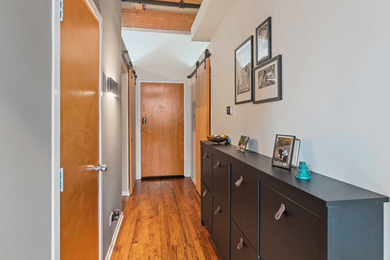 1259 N Wood Street Unit: 207
