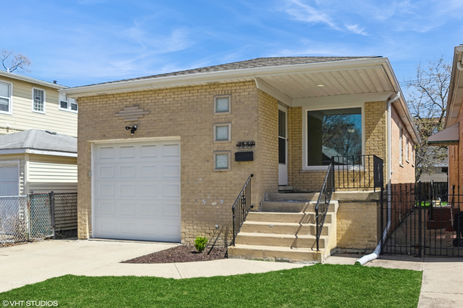 3533 N OCONTO Avenue