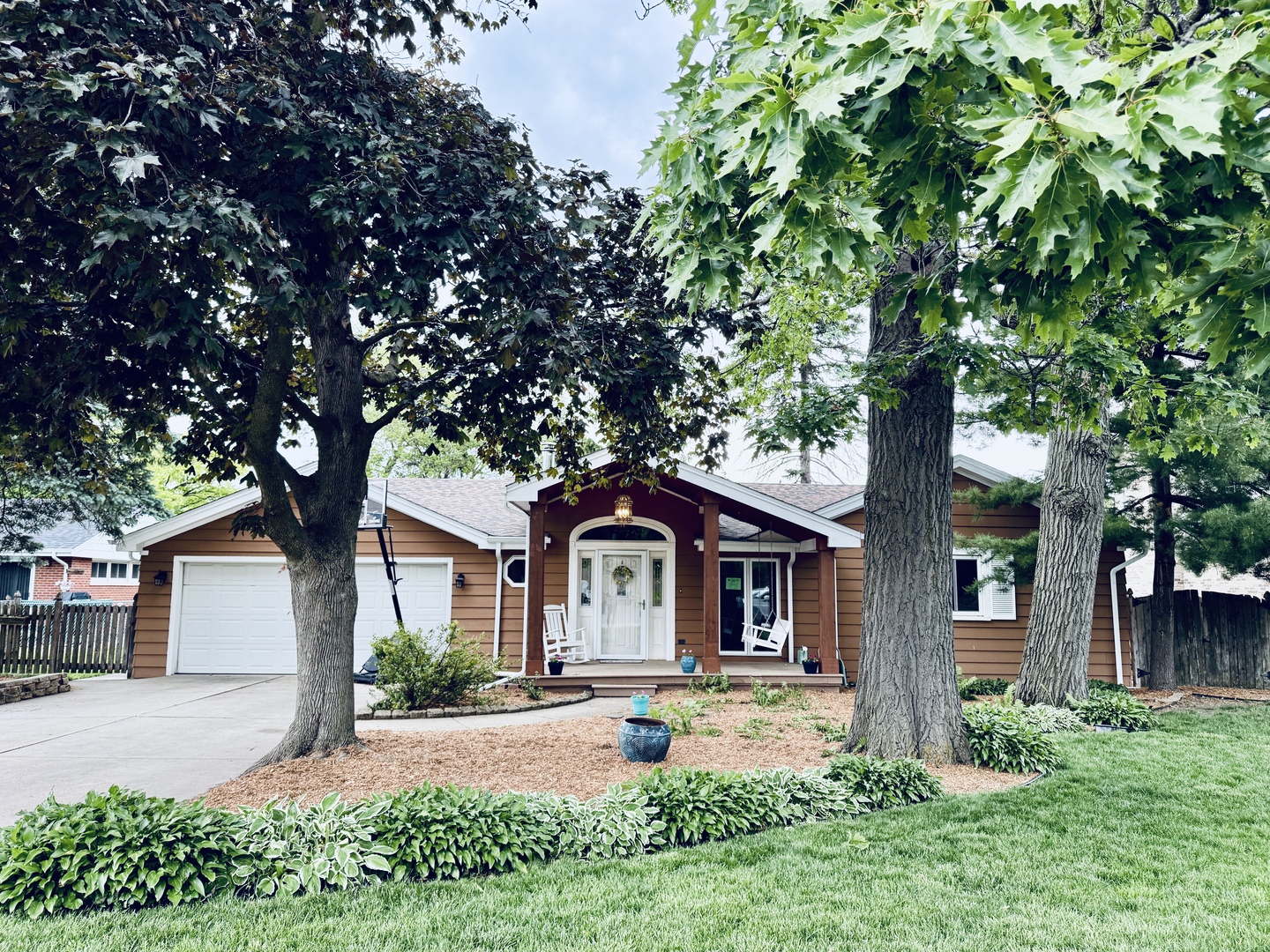7334 W 119th Place