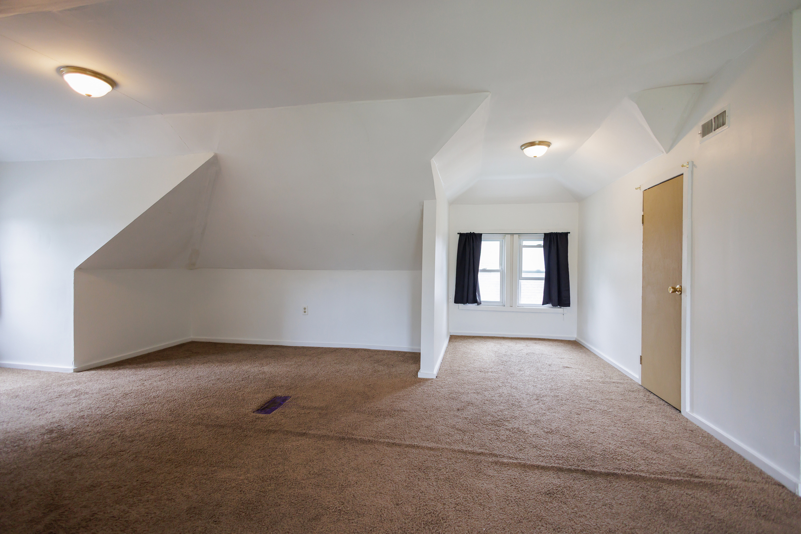 385 N 7th Avenue