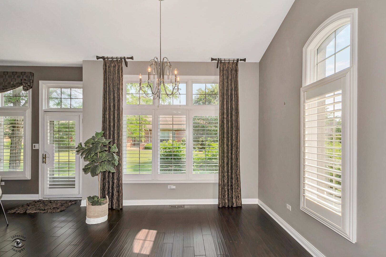 21384 Settlers Pond Drive Unit: 1