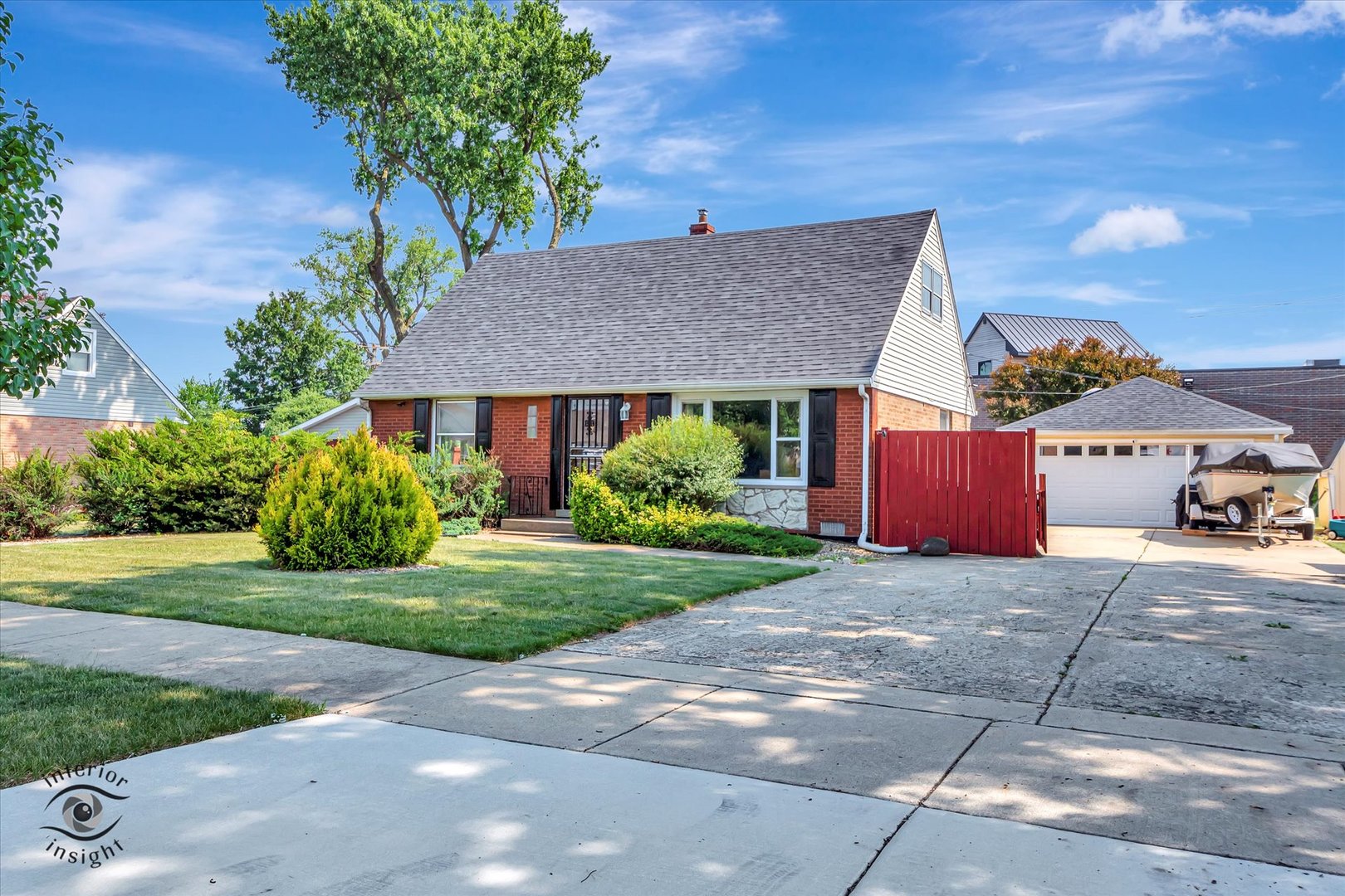 7117 W 82nd Place