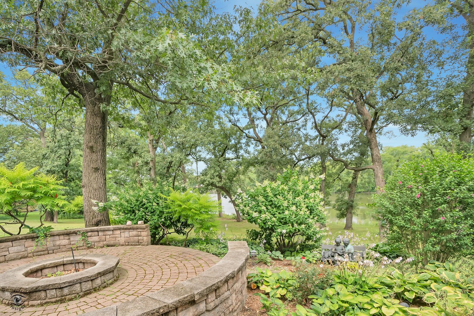 864 Ash Drive