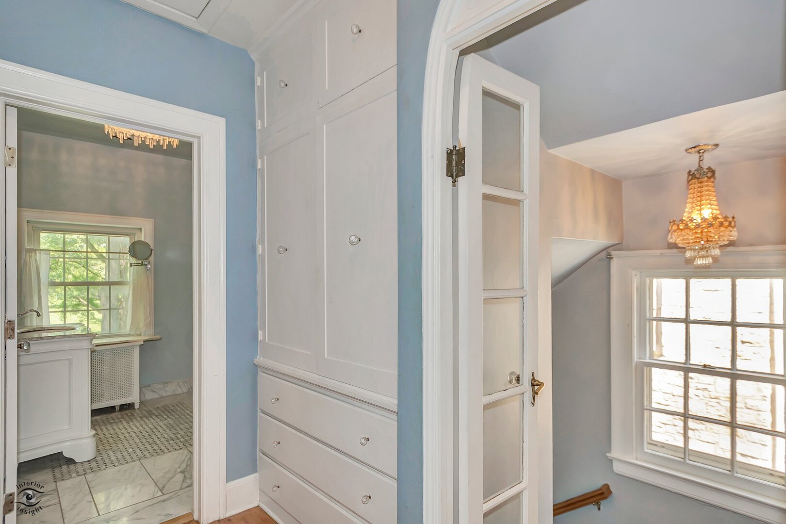 1096 S Wildwood Avenue