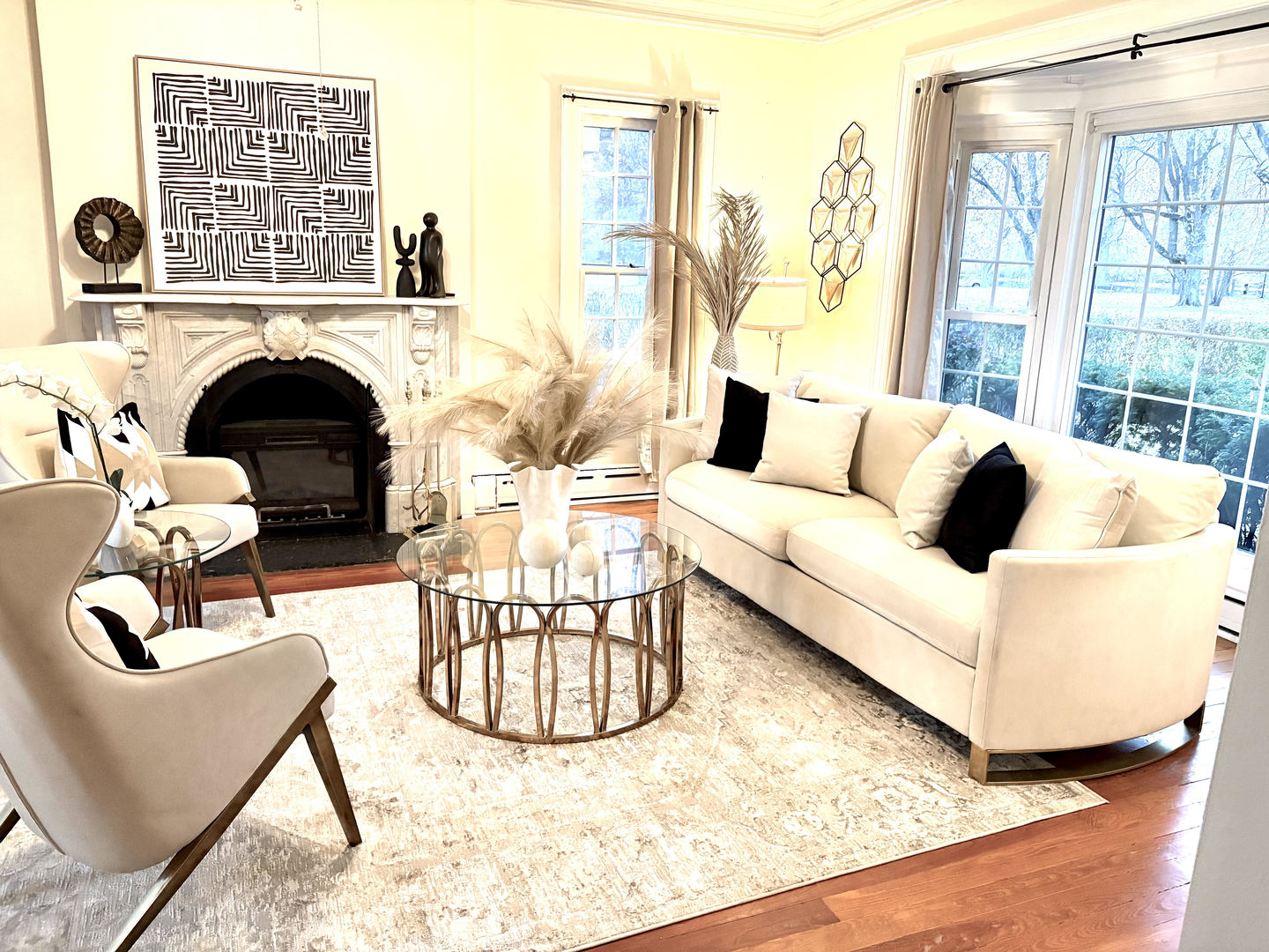 1096 S Wildwood Avenue