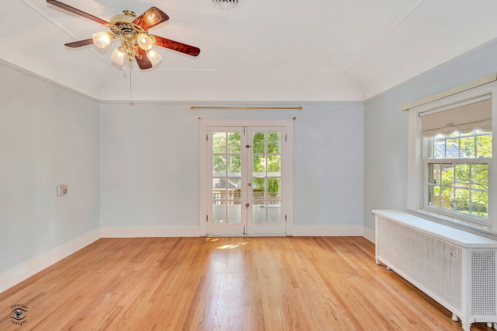 1096 S Wildwood Avenue