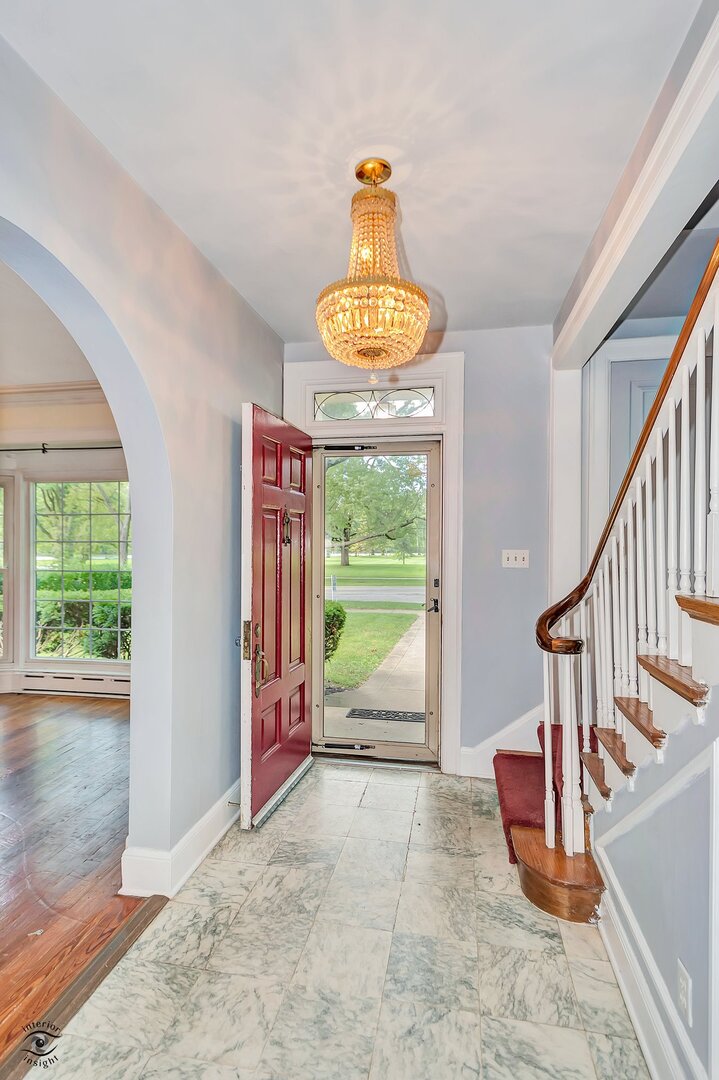 1096 S Wildwood Avenue