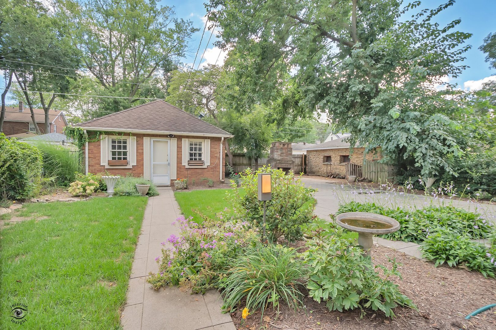 1096 S Wildwood Avenue