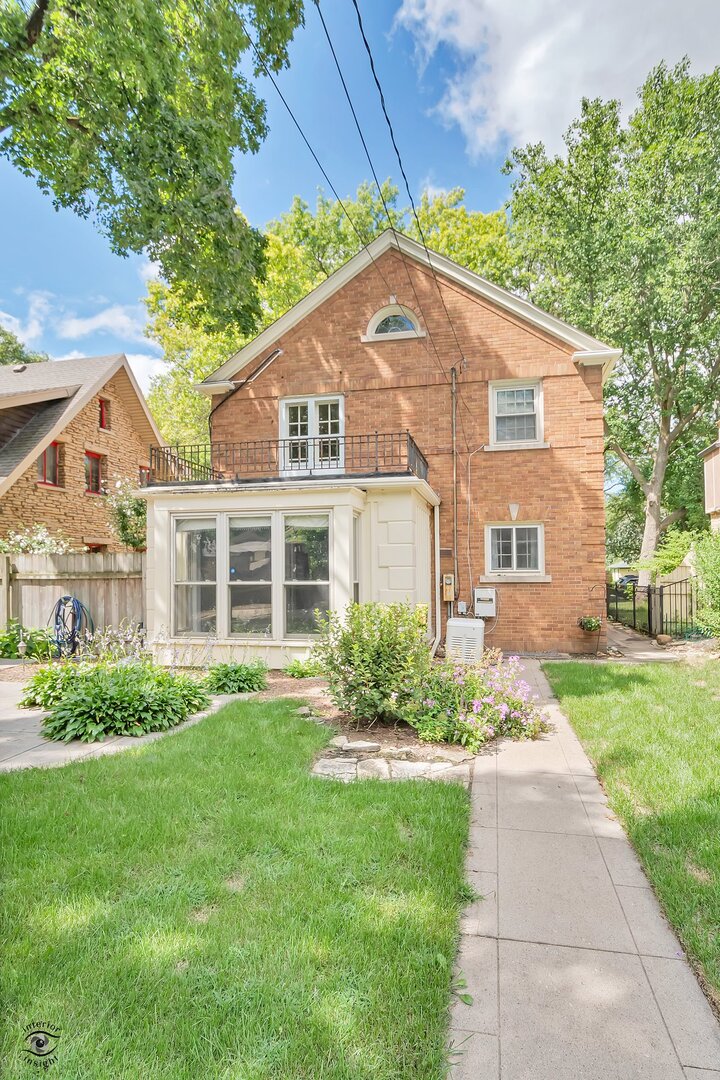 1096 S Wildwood Avenue