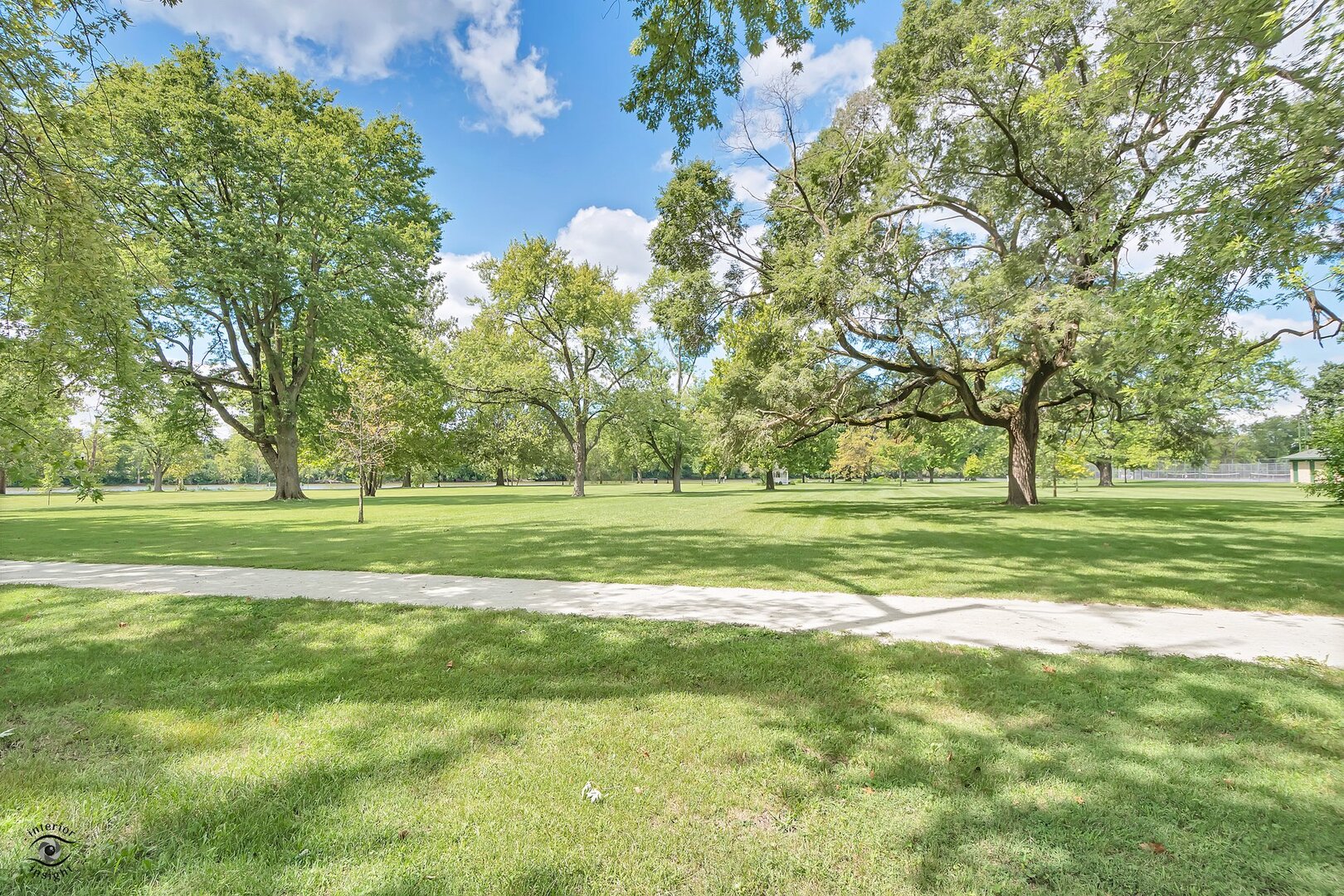 1096 S Wildwood Avenue