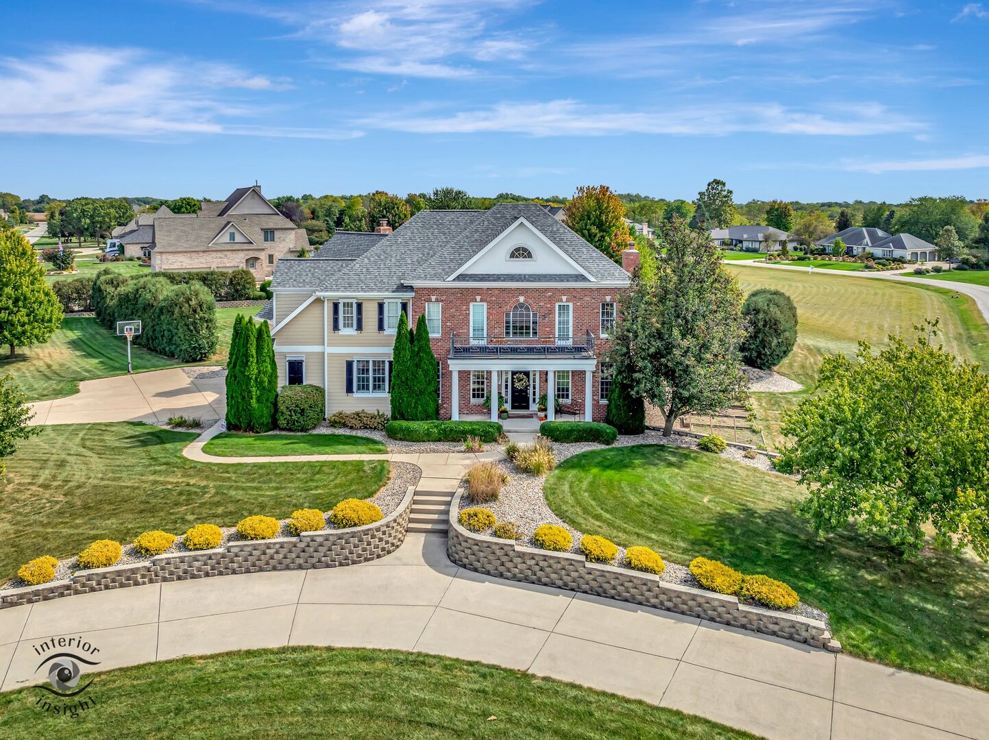 1037 Deer Trail