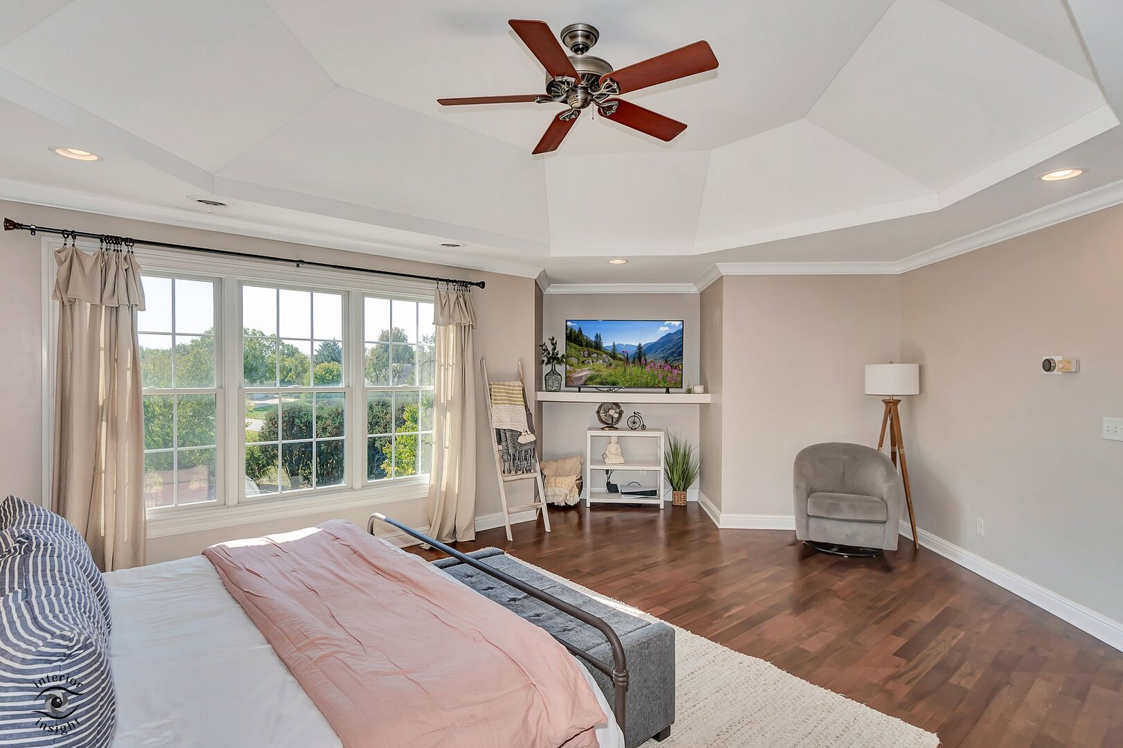 1037 Deer Trail