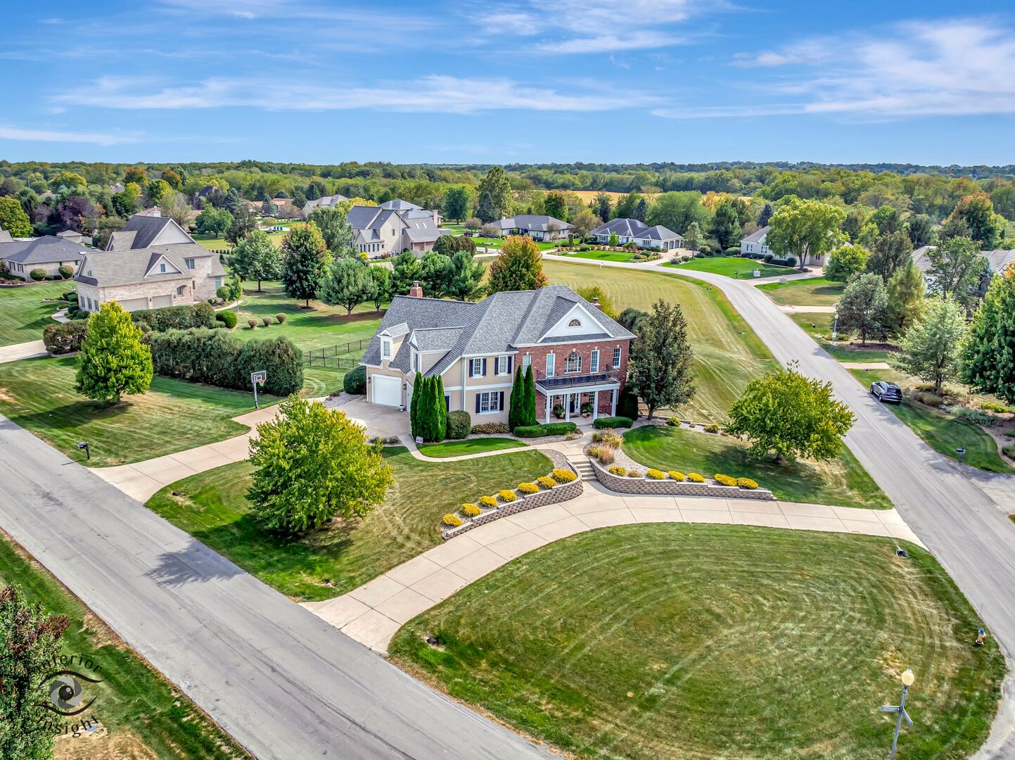 1037 Deer Trail