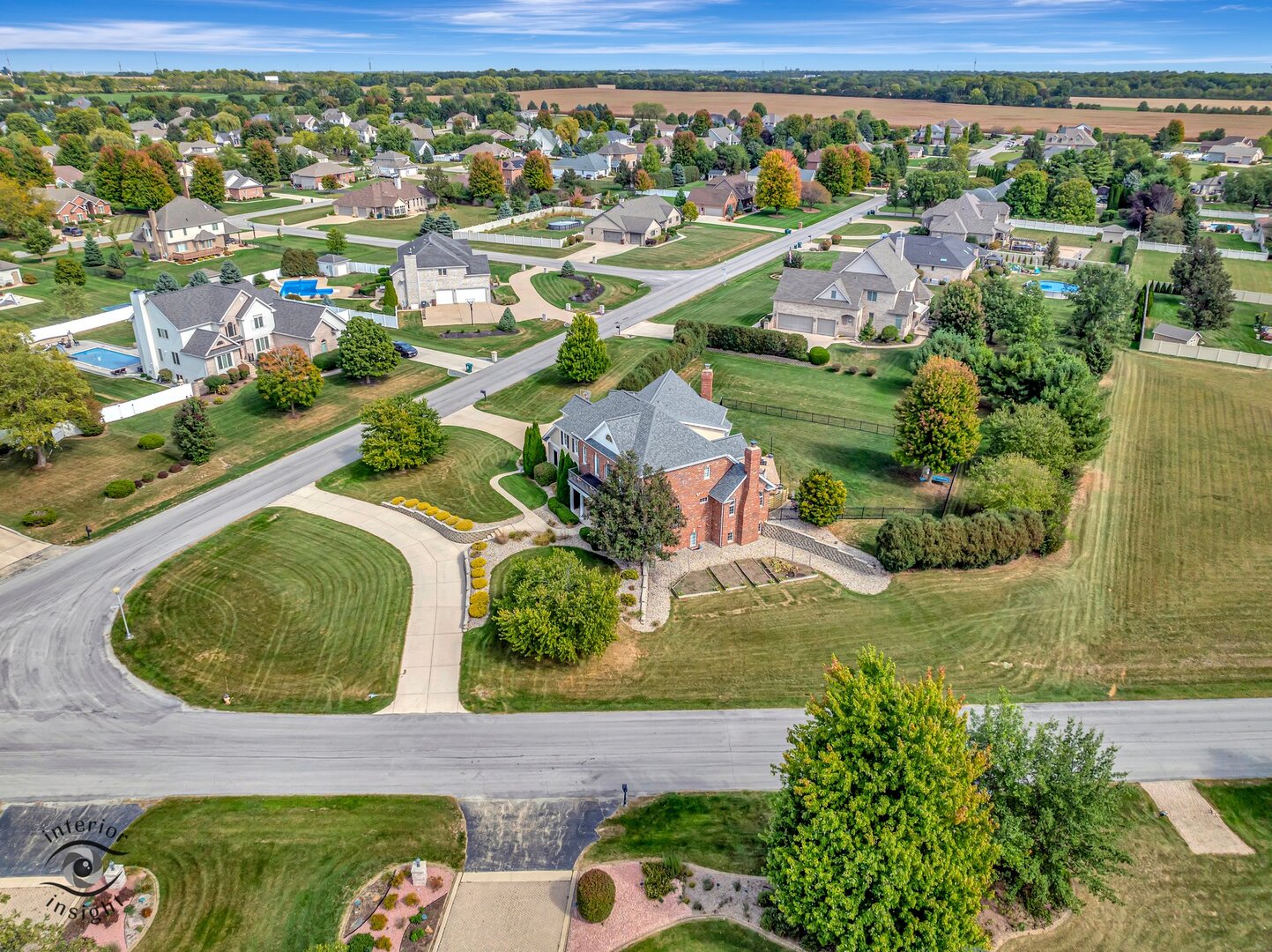 1037 Deer Trail