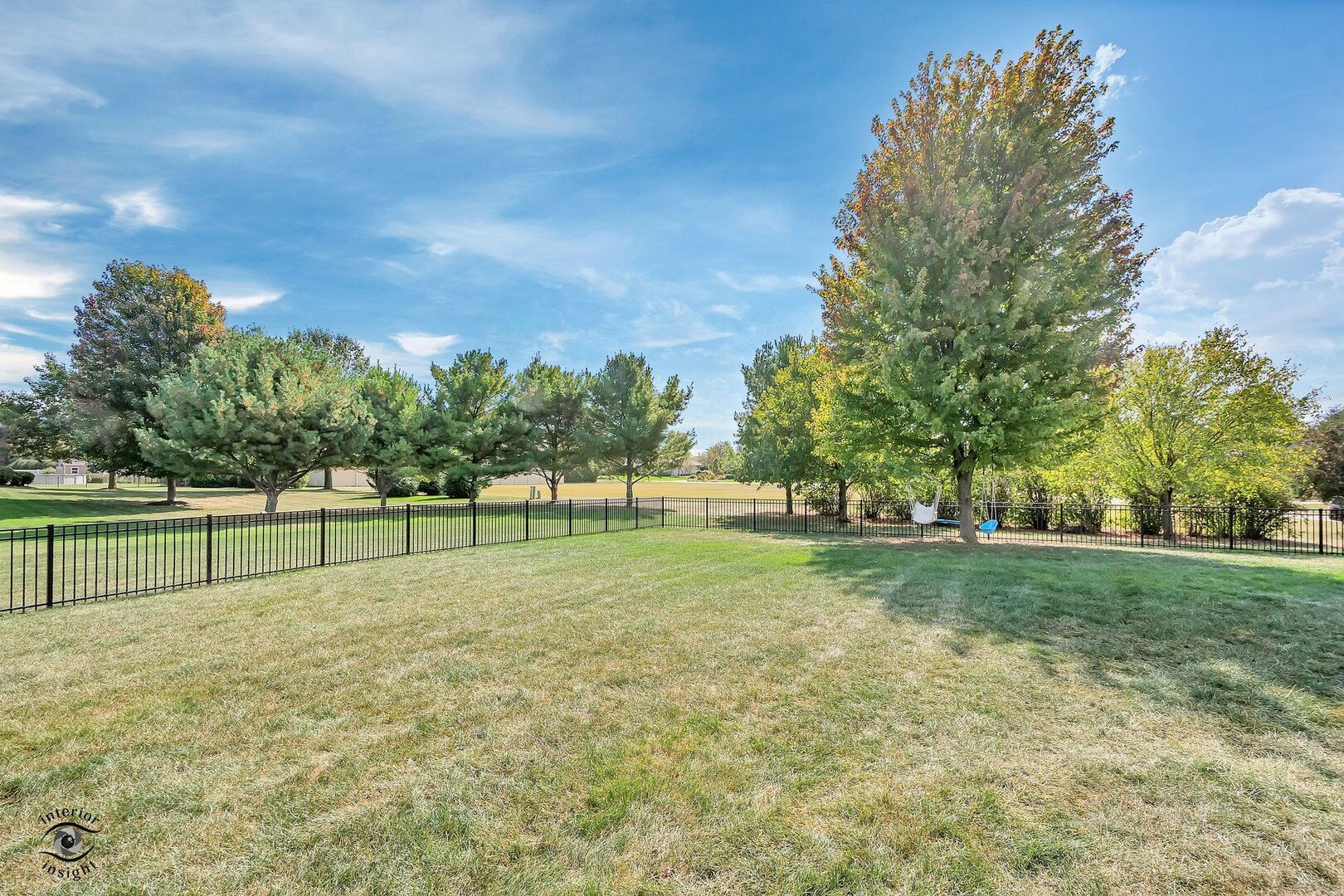 1037 Deer Trail