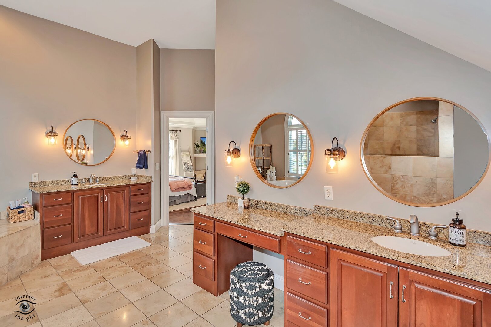 1037 Deer Trail