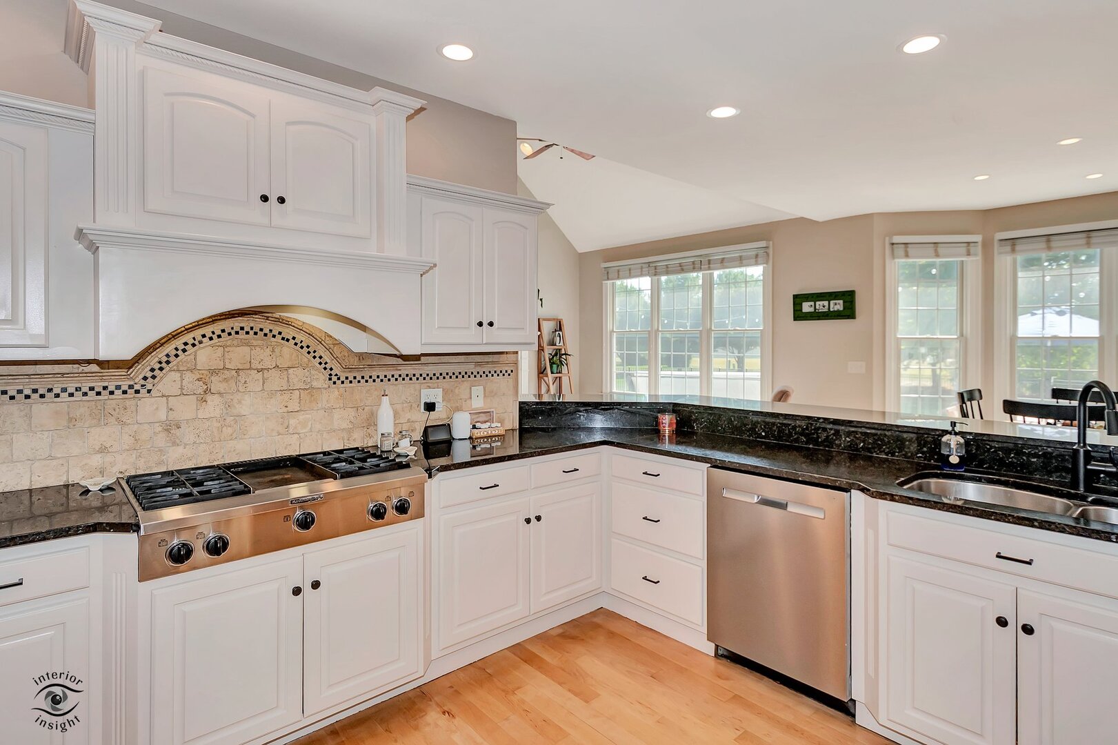 1037 Deer Trail