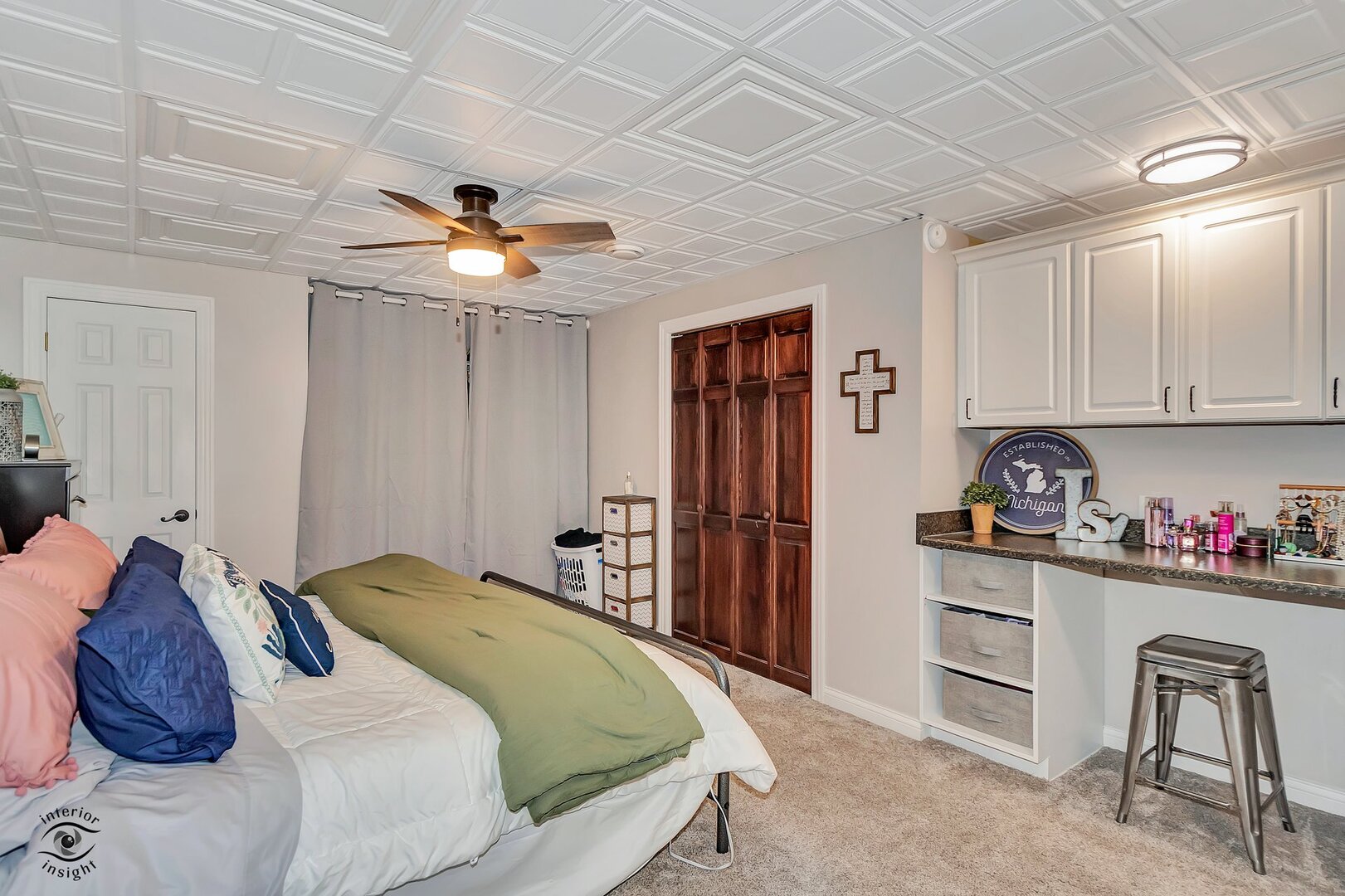 1037 Deer Trail