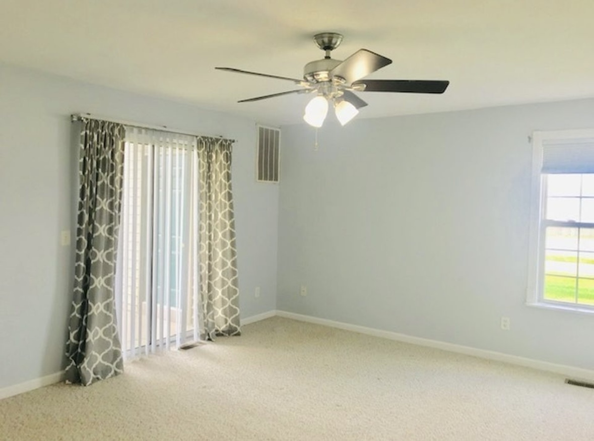 106 Chesterfield Court Unit: 106