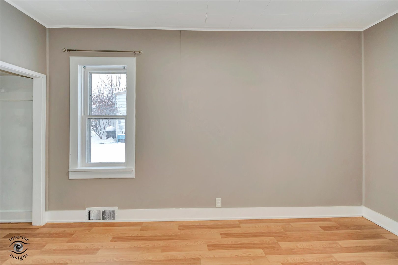 411 N Prairie Avenue