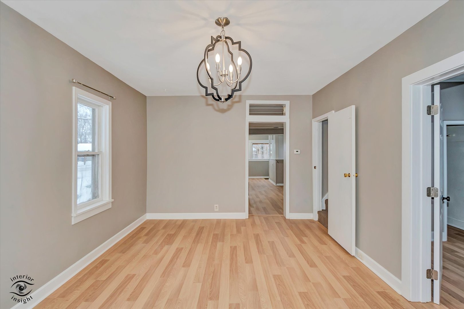 411 N Prairie Avenue