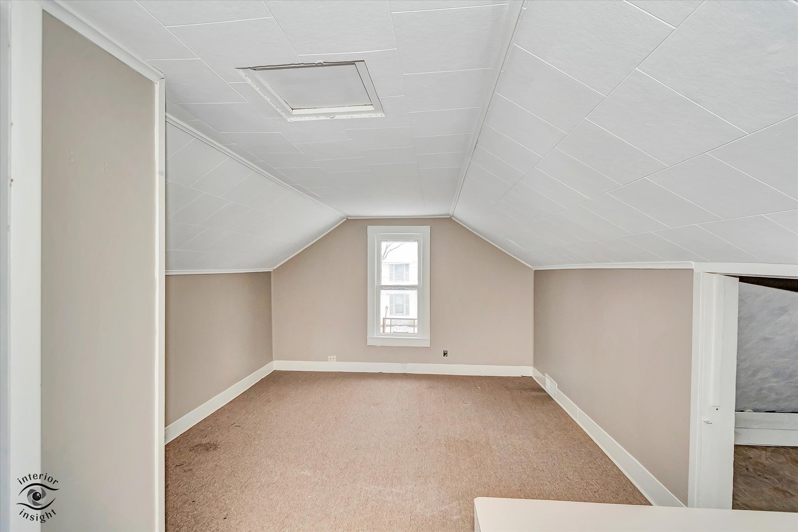 411 N Prairie Avenue