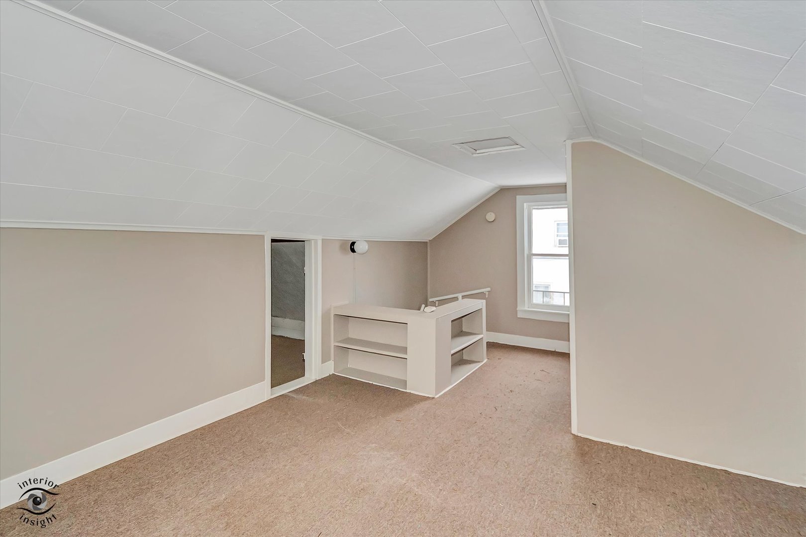 411 N Prairie Avenue